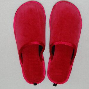 NWOT Activizer Terry Slippers, Women Size 7.5-8 M